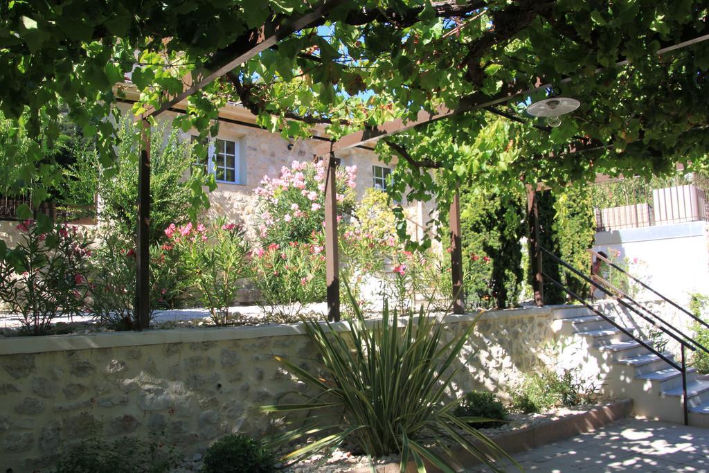 Holiday home Les Terrasses De La Roque-alric *